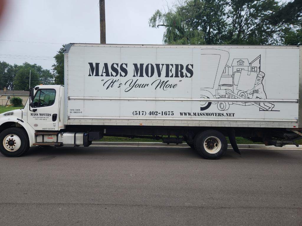 Mass Movers truck — It's Your Move
